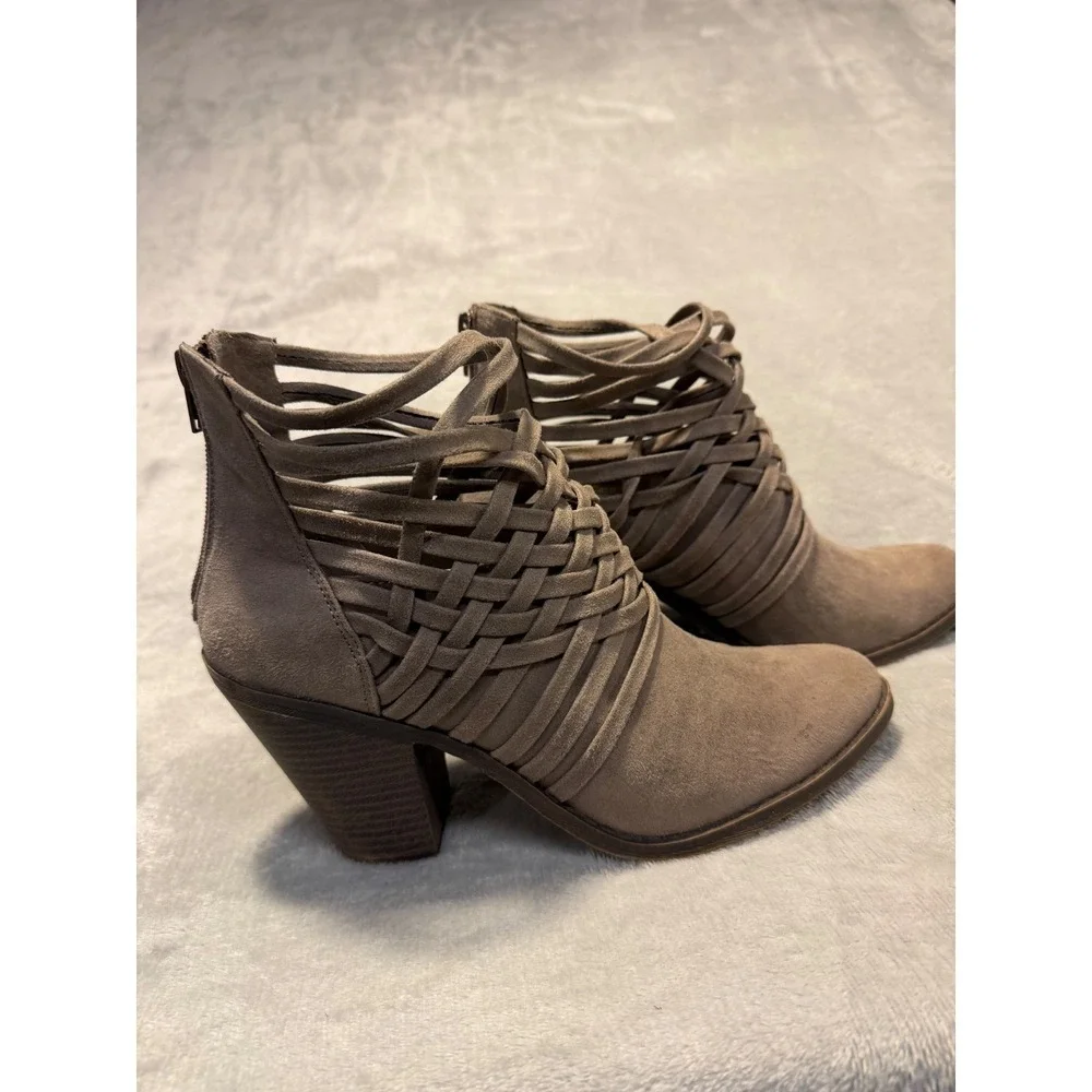 Fergalicious by Fergie Weever Doe Taupe Woven Strappy Ankle Boots Womens‎ 10 M